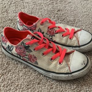 Converse white floral girls - size 2